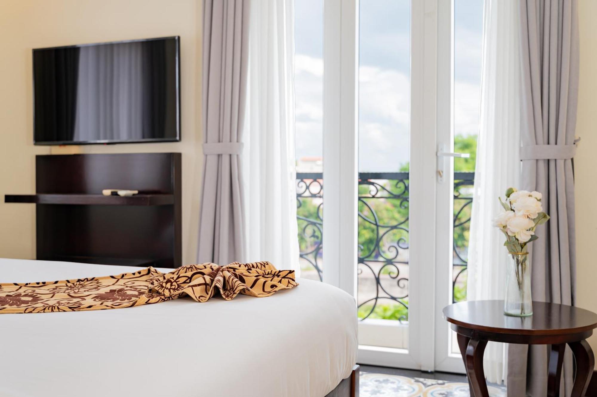 Hoi An Canal House Экстерьер фото