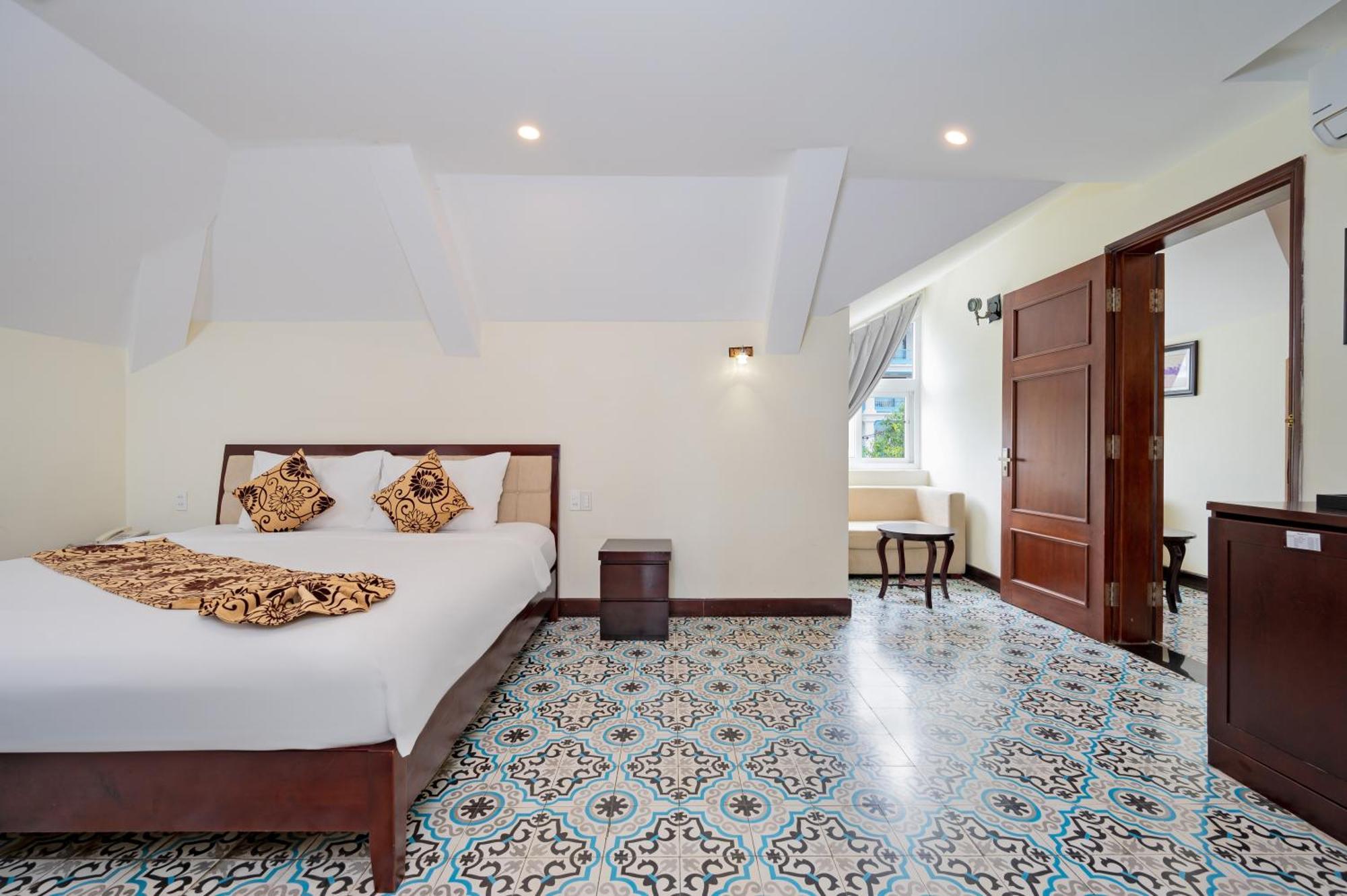 Hoi An Canal House Экстерьер фото